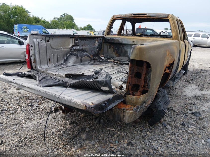 Vin: 1gcskse35az118169, lot: 45843455, chevrolet silverado k1500 lt 20104