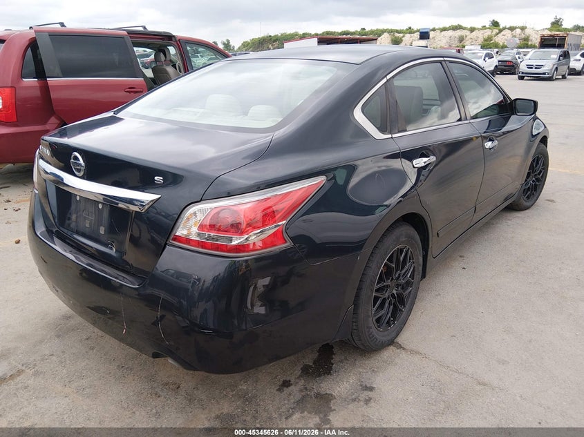 2015 NISSAN ALTIMA auction photo 4