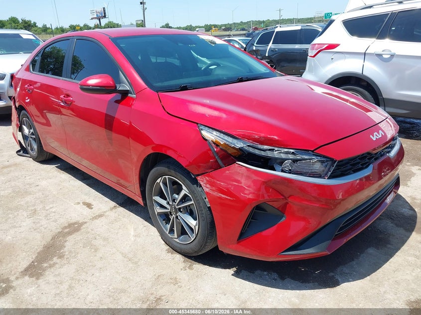 2024 KIA FORTE auction photo 1