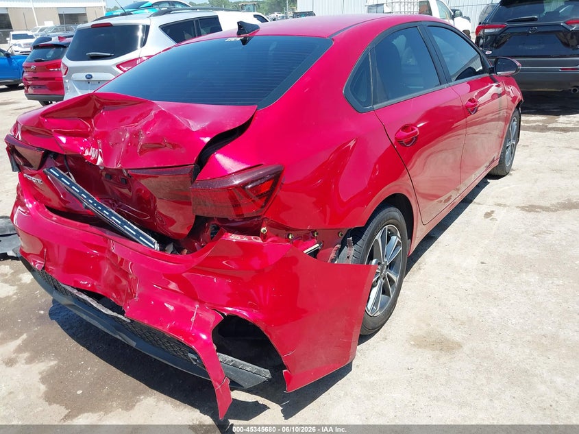 2024 KIA FORTE auction photo 4