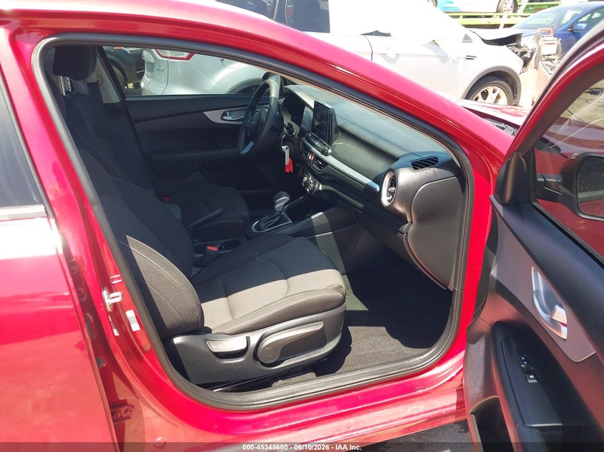 2024 KIA FORTE auction photo 5