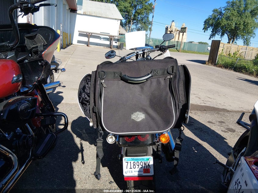 2015 Harley-Davidson Fxdf Dyna Fat Bob VIN: 1HD1GYM10FC317798 Lot: 45345690
