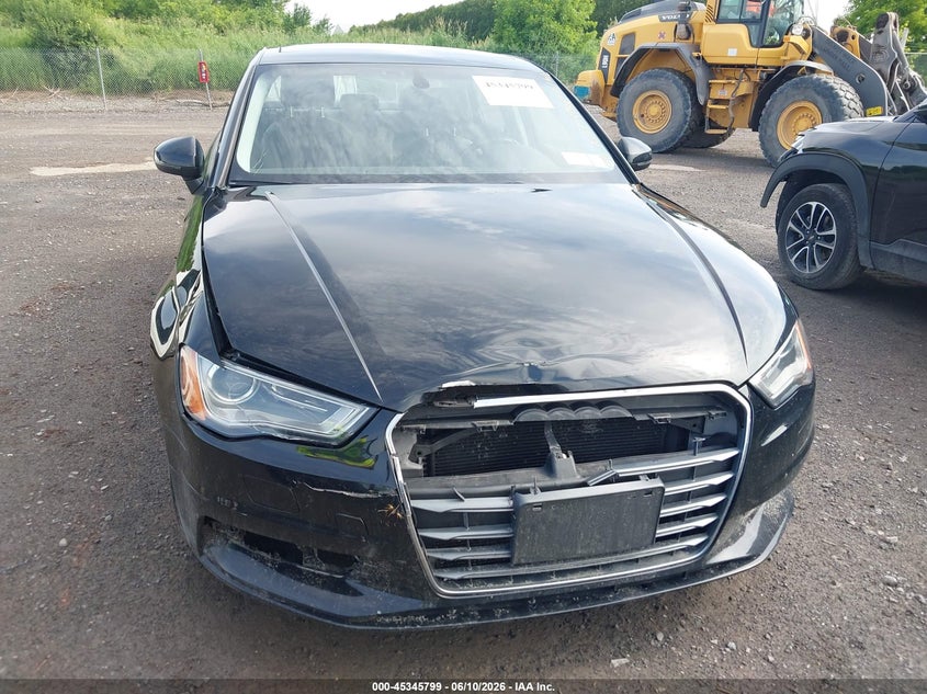 2015 AUDI A3 auction photo 6
