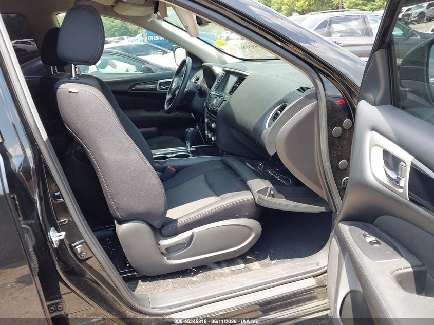 2017 NISSAN PATHFINDER auction photo 5