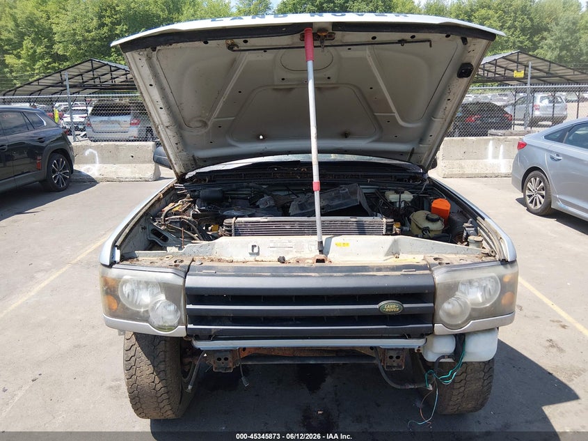 2003 Land Rover Discovery S VIN: SALTL16493A810738 Lot: 45345873