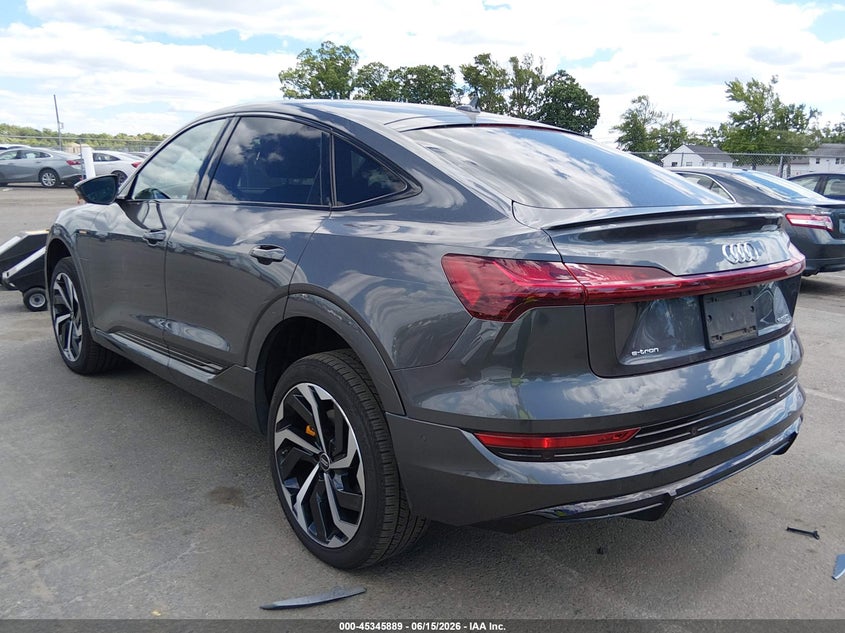 Vin: wa12aage8pb004576, lot: 45843836, audi e-tron sportback premium plus s line quattro 20233