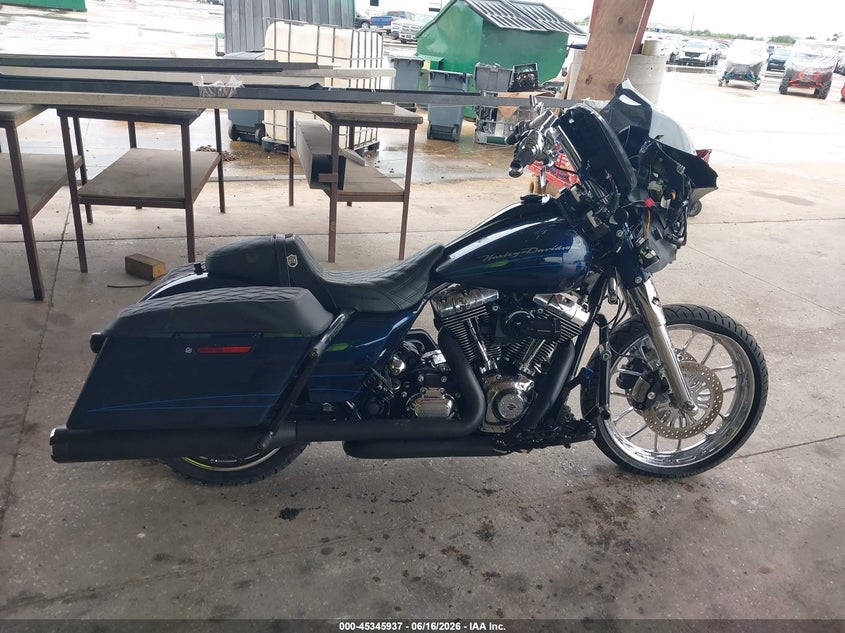 2013 Harley-Davidson Fltrx Road Glide Custom VIN: 1HD1KHM18DB648615 Lot: 45345937