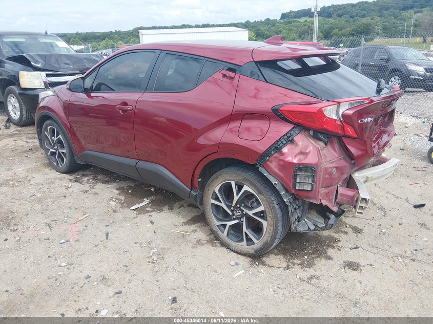 2018 TOYOTA C-HR auction photo 3