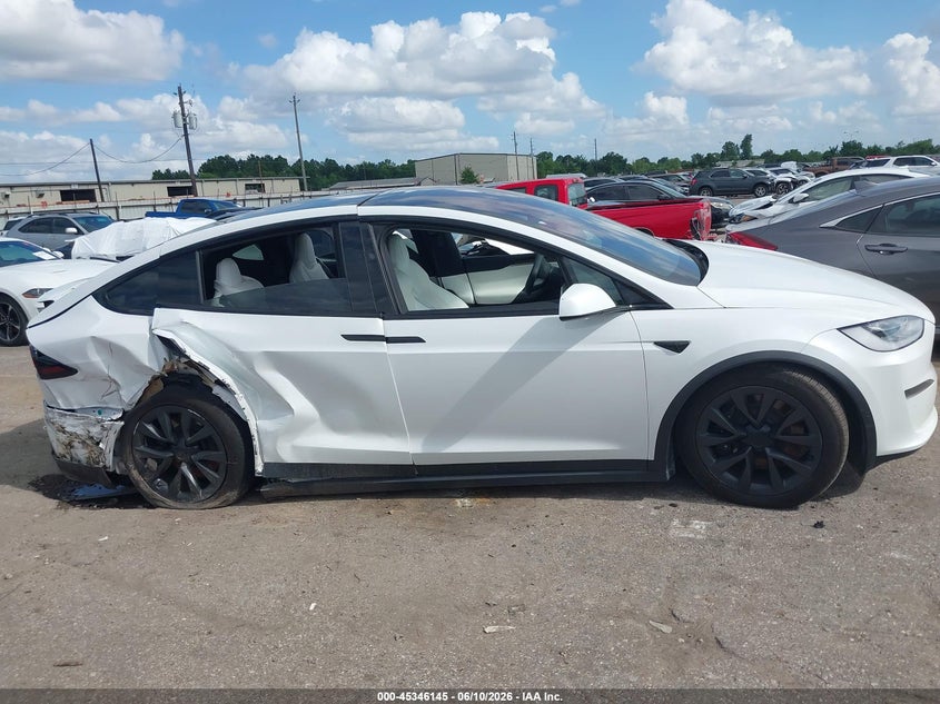 2022 Tesla Model X Dual Motor All-Wheel Drive VIN: 7SAXCBE53NF355729 Lot: 45346145