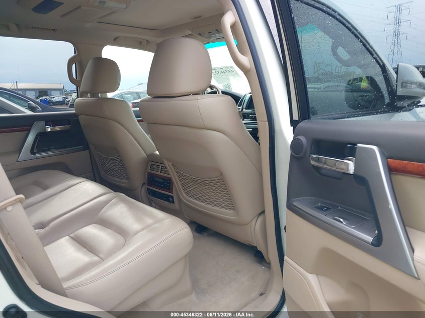 2015 Toyota Land Cruiser V8 VIN: JTMHY7AJ7F4032487 Lot: 45346322