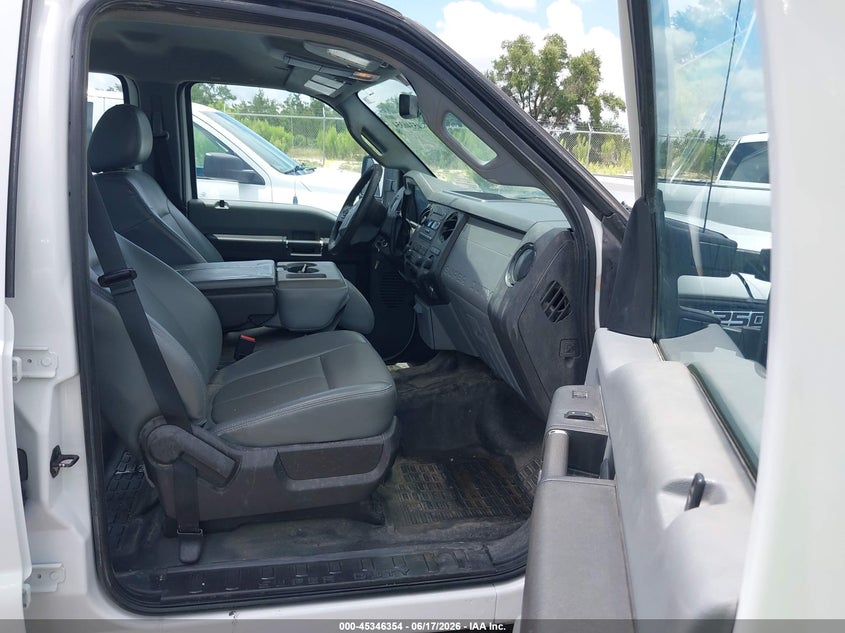2016 FORD F-250 auction photo 5