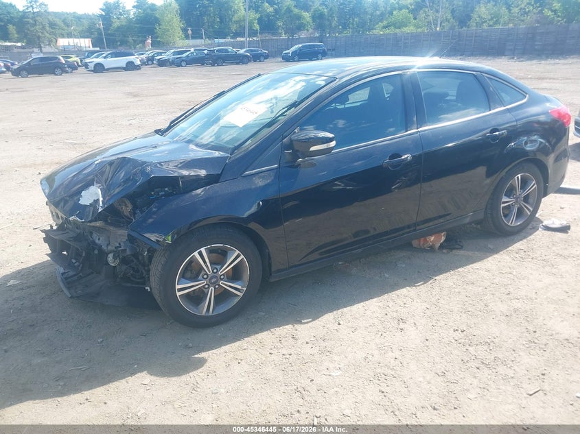VIN 1FADP3FE1HL240207 2017 FORD FOCUS SE