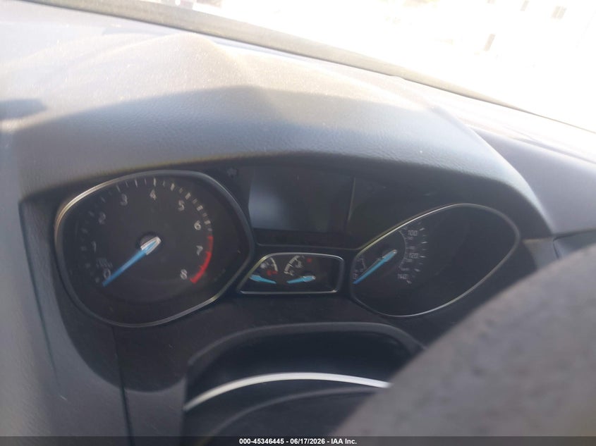 VIN 1FADP3FE1HL240207 2017 FORD FOCUS SE