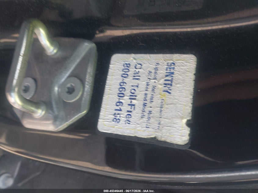 VIN 1FADP3FE1HL240207 2017 FORD FOCUS SE