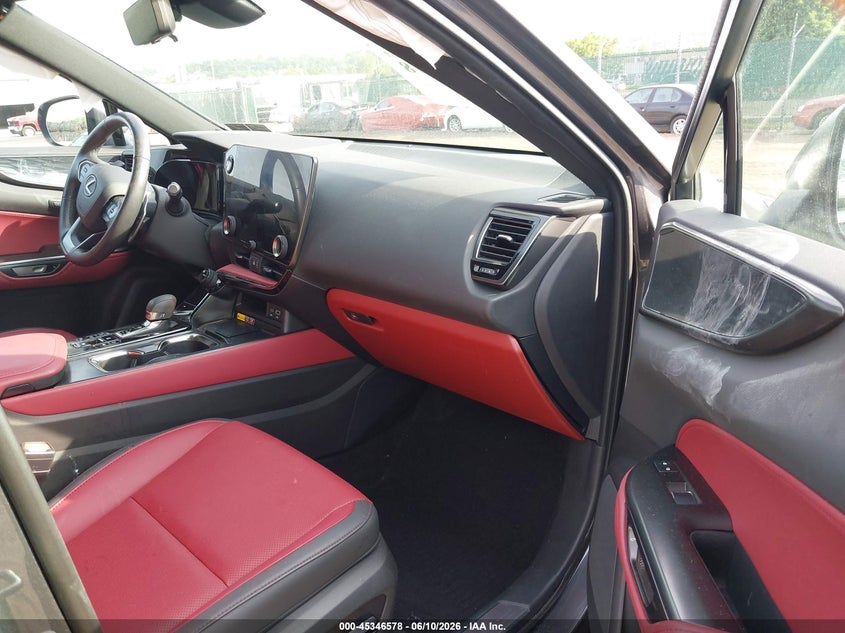2025 LEXUS NX 350 auction photo 5