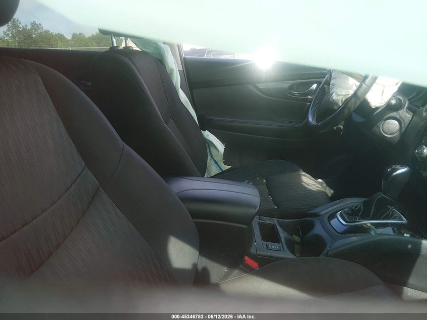 2018 NISSAN ROGUE auction photo 5