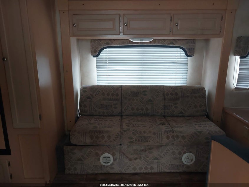 2005 SCAMP KODIAK auction photo 6