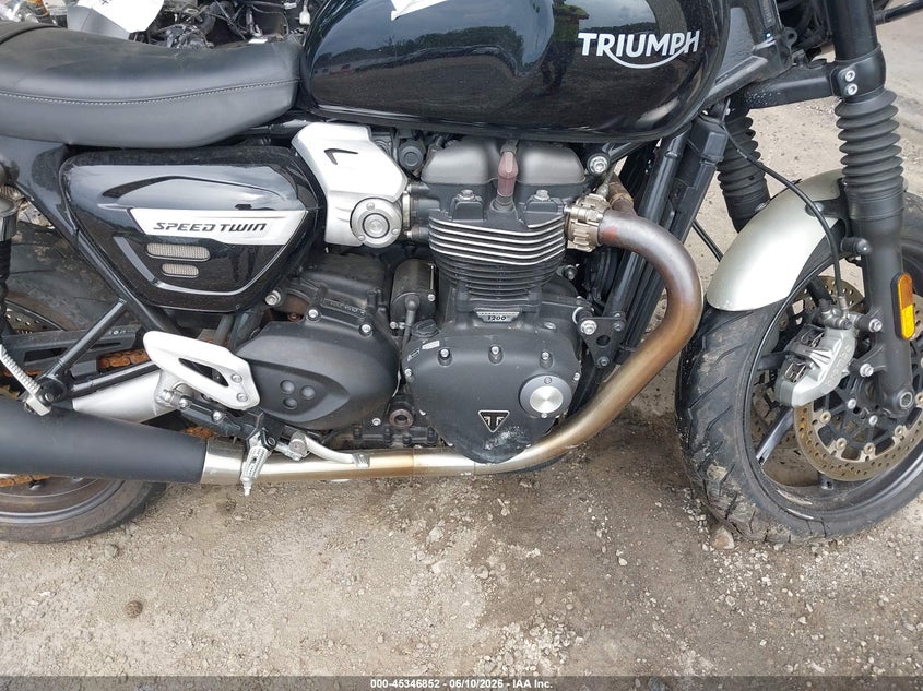 2021 TRIUMPH MOTORCYCLE SPEED TWIN auction photo 8
