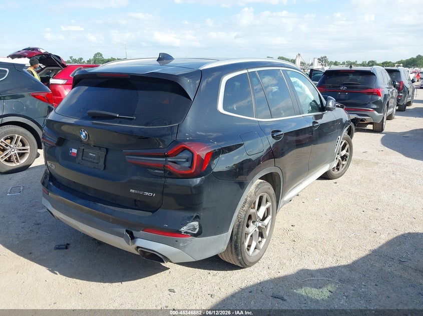 2022 BMW X3 auction photo 4