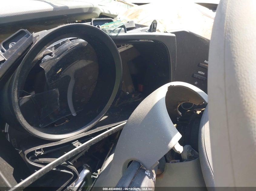 2023 HYUNDAI ELANTRA auction photo 7