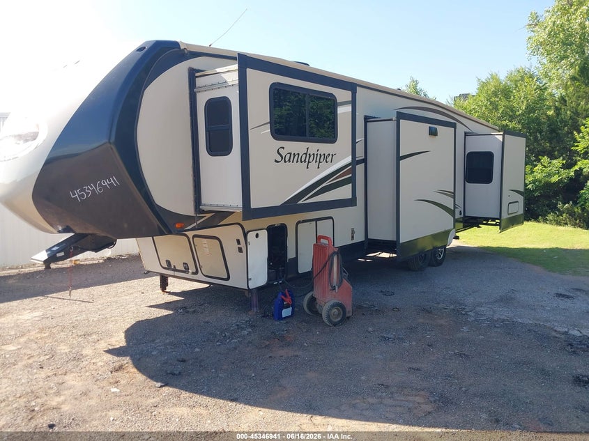 2016 FOREST RIVER SANDPIPER 377FLIK auction photo 2