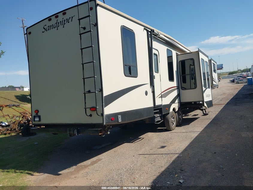 2016 FOREST RIVER SANDPIPER 377FLIK auction photo 4