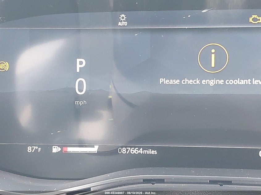 JAGUAR F-PACE - zdjecie 15