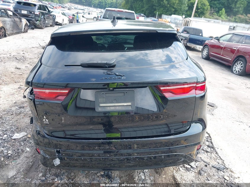JAGUAR F-PACE - zdjecie 16