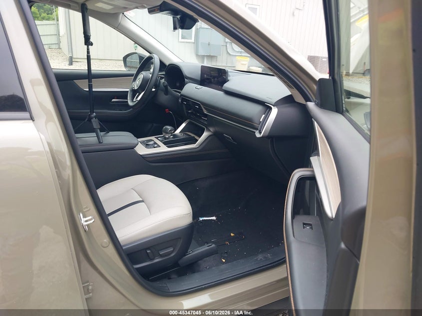 2025 MAZDA CX-70 3.3L I-6 DI, DOHC, V(VIN: JM3KJDHD4S1125902