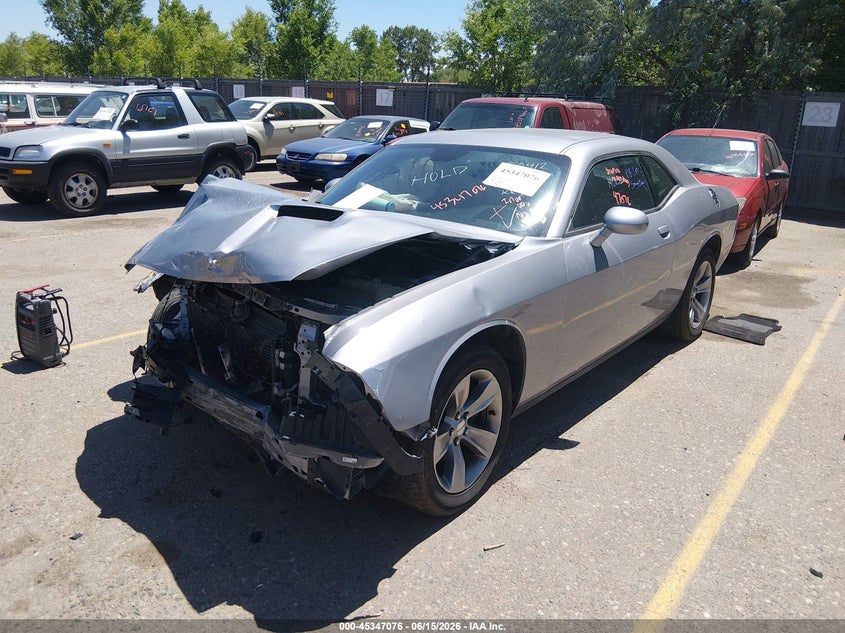 Vin: 2c3cdzag0gh108341, lot: 45845023, dodge challenger sxt 20162