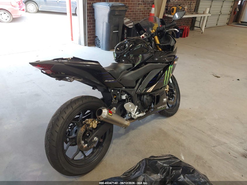 2021 YAMAHA YZFR3 auction photo 4