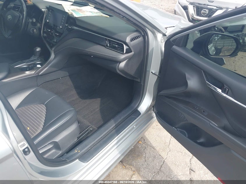 2021 TOYOTA CAMRY auction photo 5