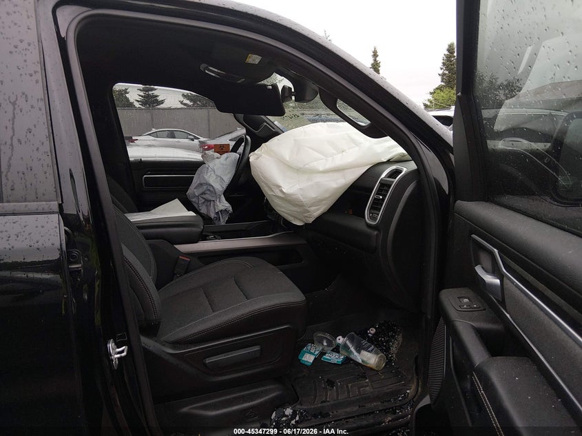 2022 RAM 1500 auction photo 5