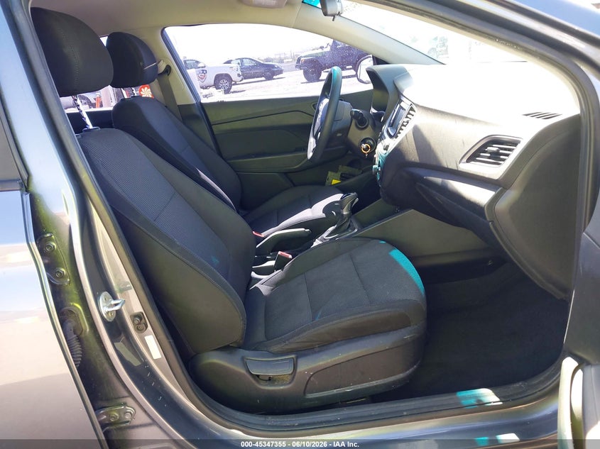 2019 HYUNDAI ACCENT auction photo 5