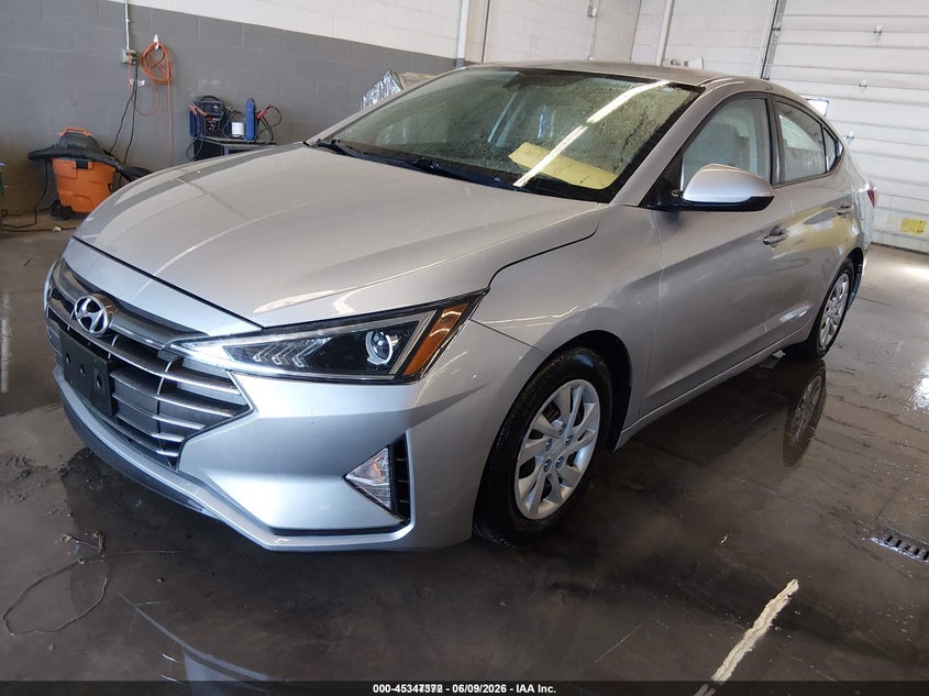 2020 HYUNDAI ELANTRA SE — Фото 2