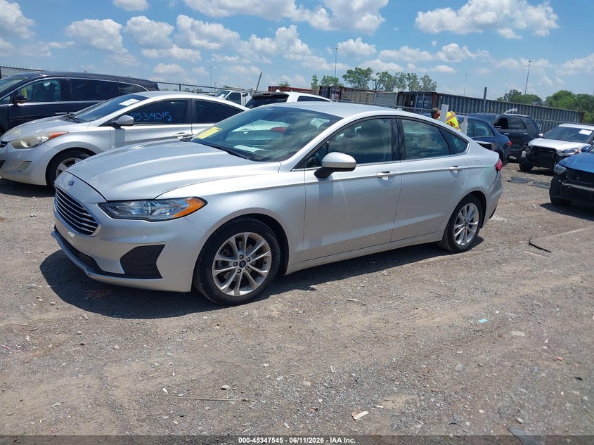 2019 FORD FUSION auction photo 2
