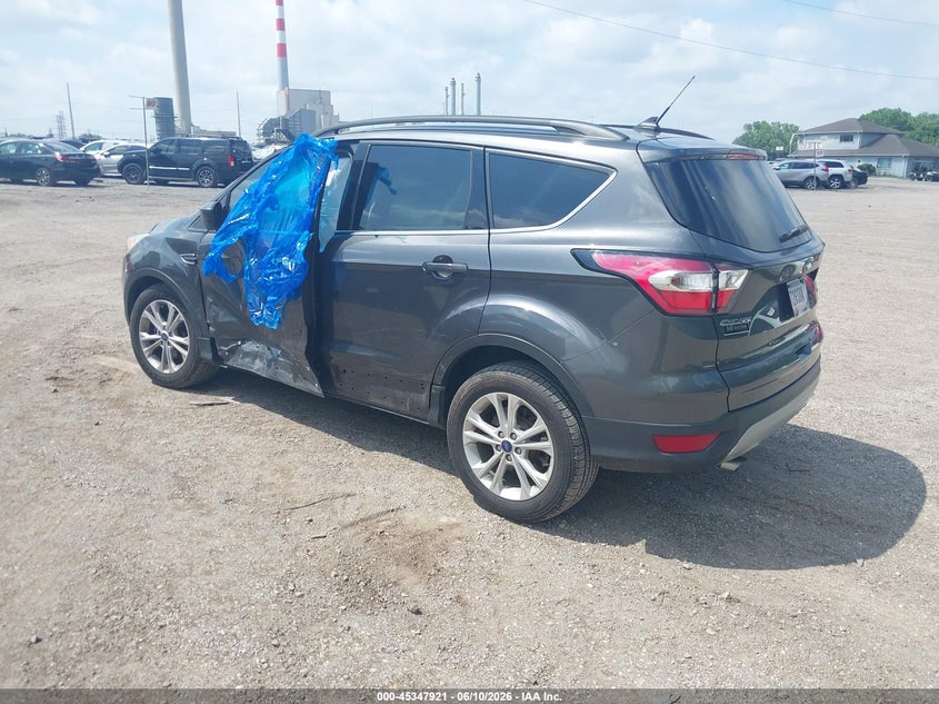 Vin: 1fmcu0gdxjuc04207, lot: 45845868, ford escape se 20183
