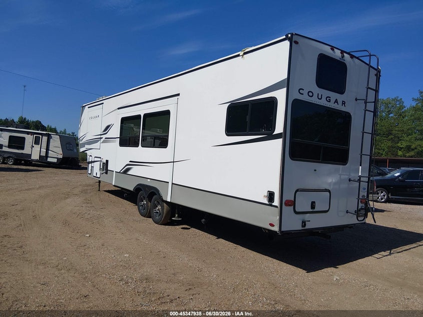 2023 KEYSTONE COUGAR 364BHL auction photo 3