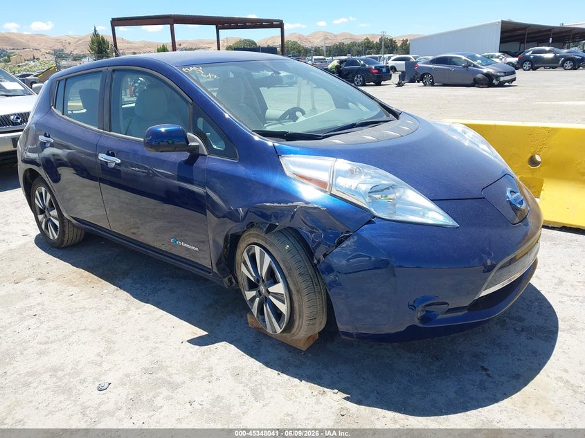Vin: 1n4bz0cp8hc302272, lot: 45845988, nissan leaf sv 2017 img_1