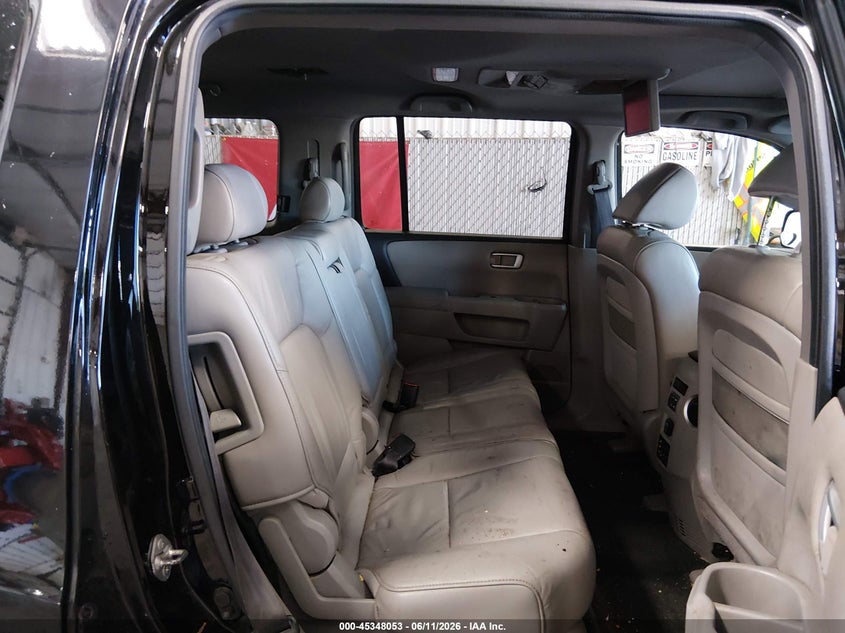 2011 HONDA PILOT auction photo 8