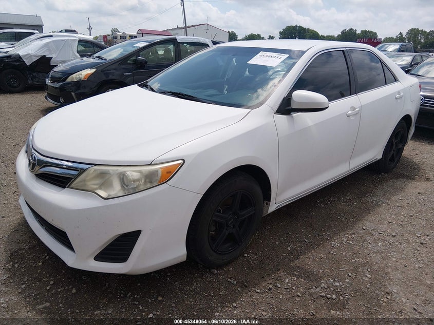 2013 TOYOTA CAMRY auction photo 2