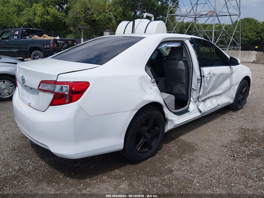 2013 TOYOTA CAMRY auction photo 4