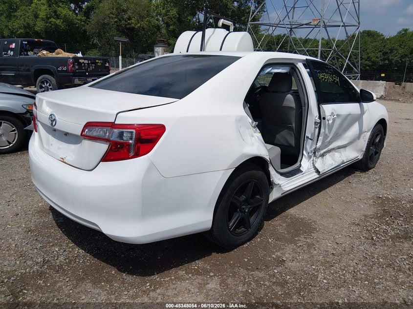 2013 TOYOTA CAMRY auction photo 6