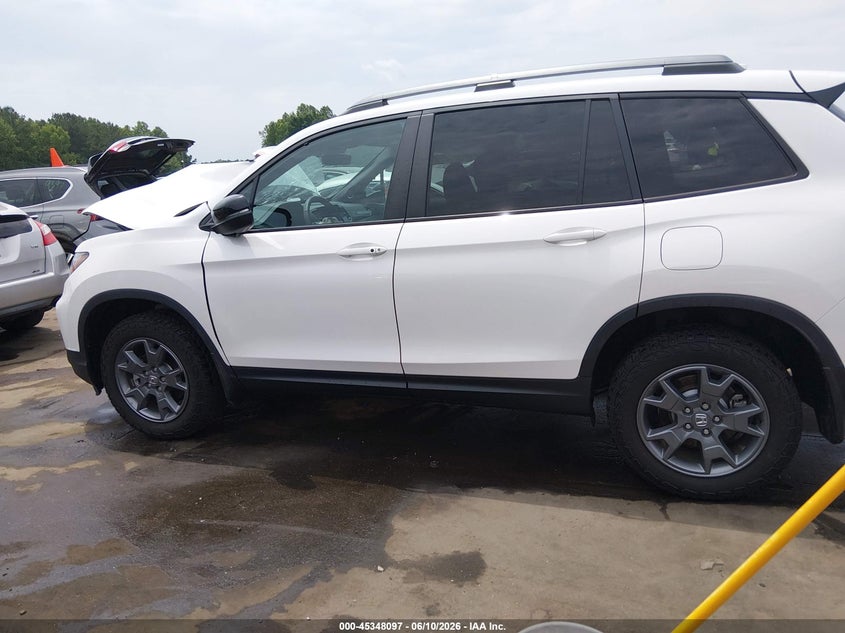 2024 Honda Passport Awd Trailsport VIN: 5FNYF8H66RB016825 Lot: 45348097