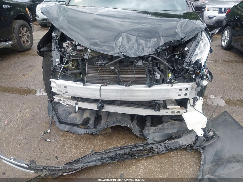2025 TOYOTA SIENNA auction photo 6