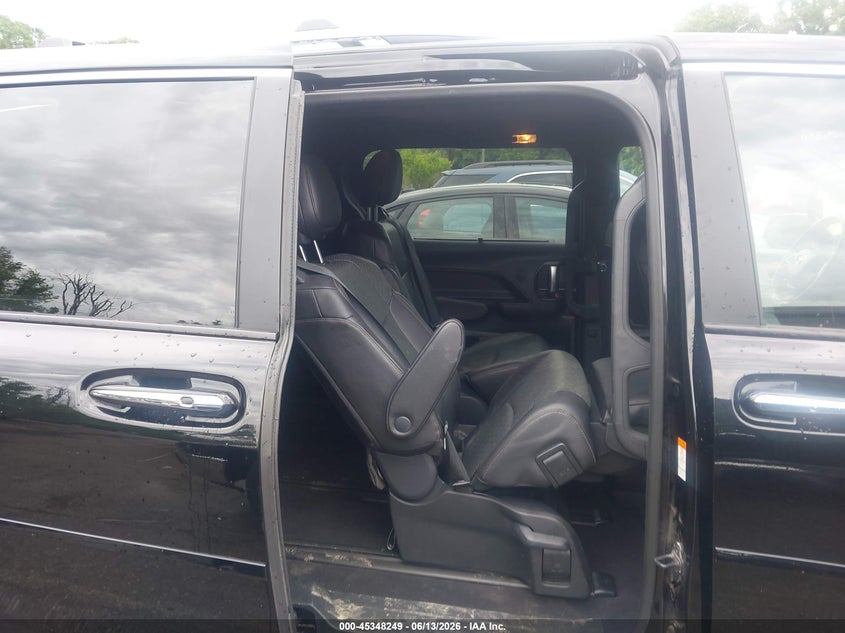 2025 TOYOTA SIENNA auction photo 8