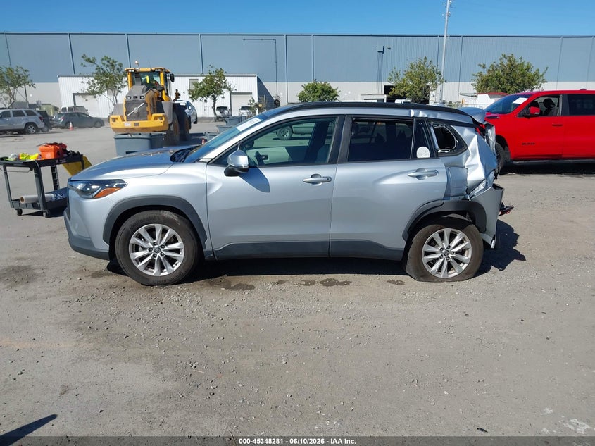 2022 Toyota Corolla Cross Le VIN: 7MUCAABG0NV004991 Lot: 45348281