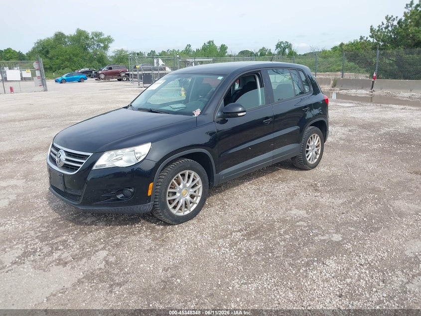 2010 Volkswagen Tiguan S WVGAV7AX7AW002171 photo 1