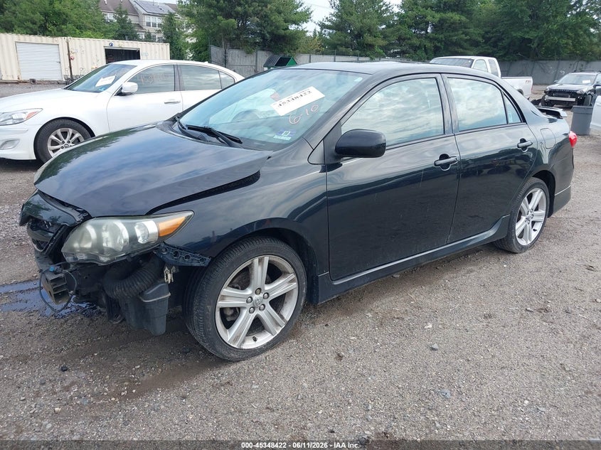 2013 TOYOTA COROLLA auction photo 2