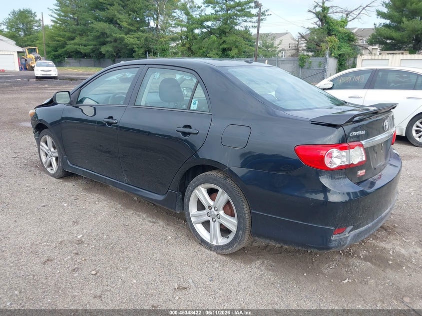 2013 TOYOTA COROLLA auction photo 3